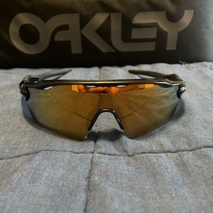 Oakley Radar EV prizm 24K gold polarized